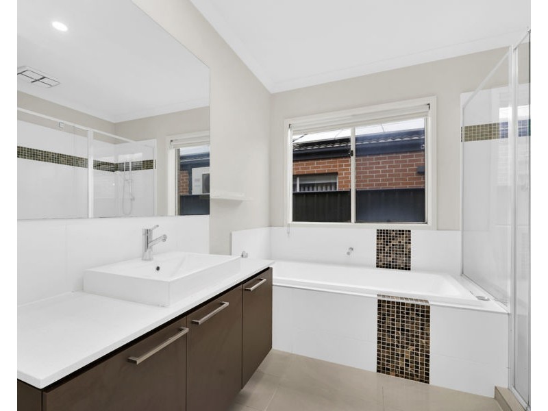 95 Moorpark Drive, Craigieburn VIC 3064