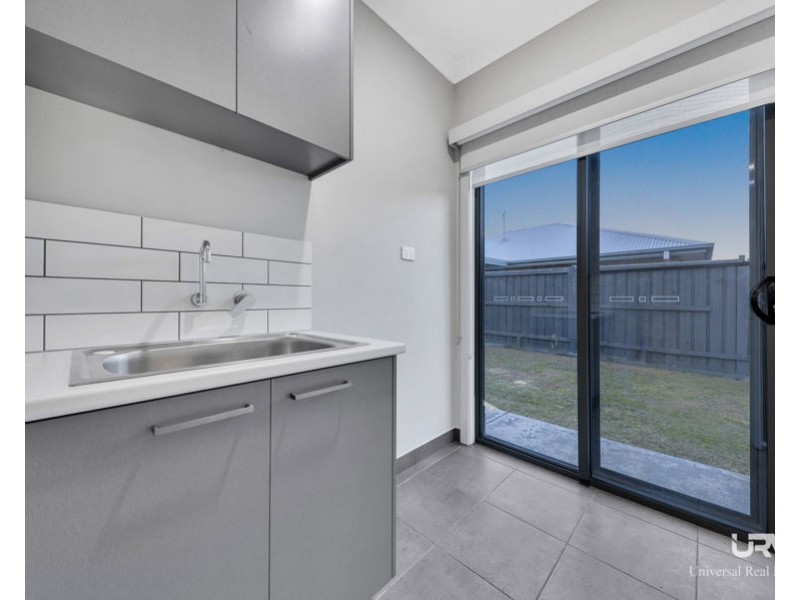 4 Amtor St, Wollert VIC 3750
