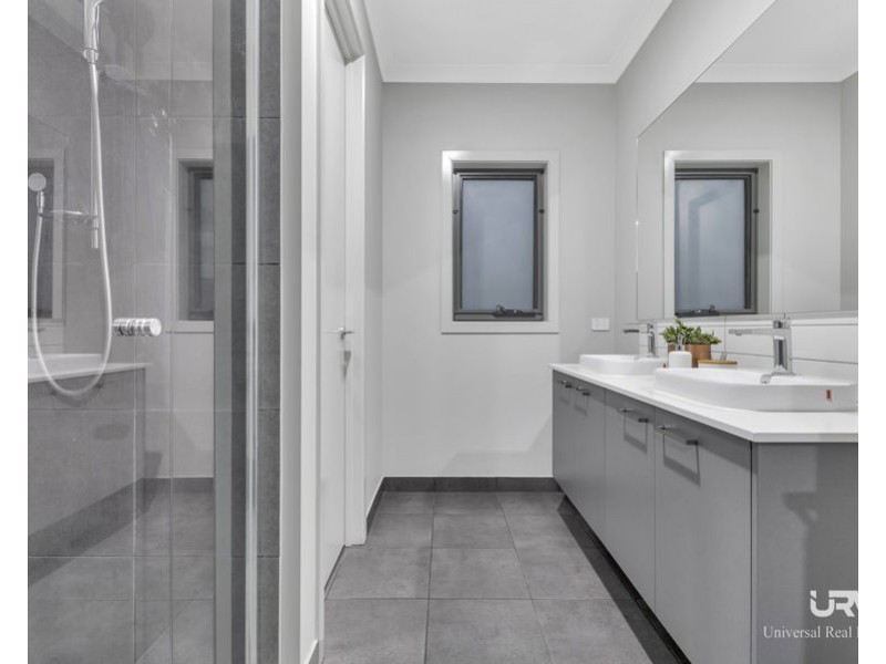 4 Amtor St, Wollert VIC 3750