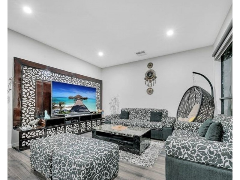 94 Stettler Boulevard, Mickleham VIC 3064