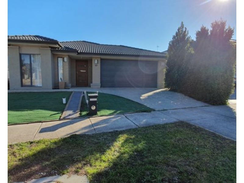 67 Newbury Bvd, Craigieburn VIC 3064