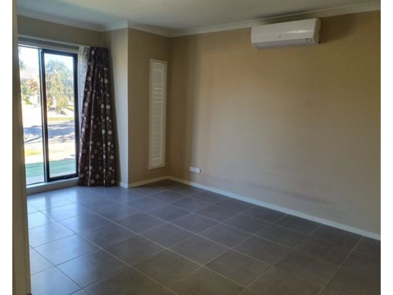 67 Newbury Bvd, Craigieburn VIC 3064
