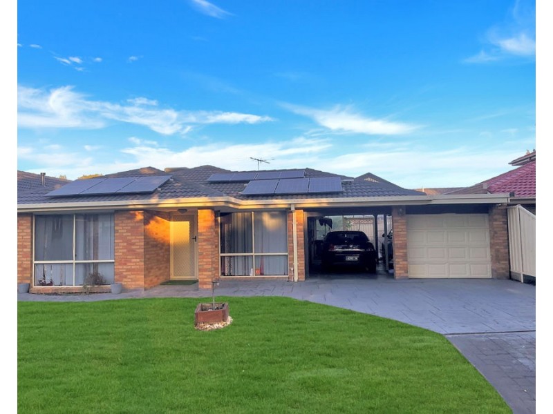 10 Taunton Place, Craigieburn VIC 3064