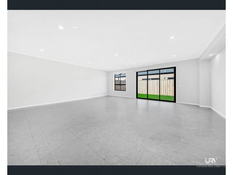 6 Cania Place, Donnybrook VIC 3064