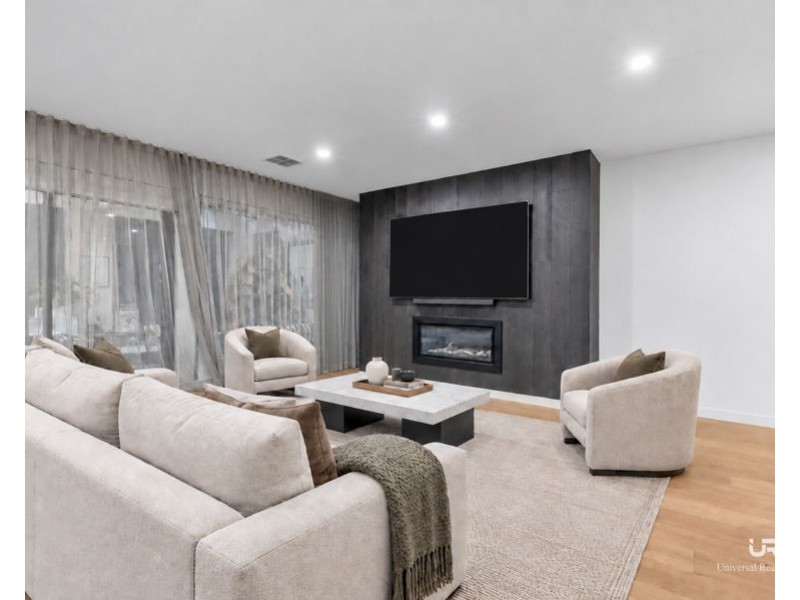 20 Regal Rise, Craigieburn VIC 3064