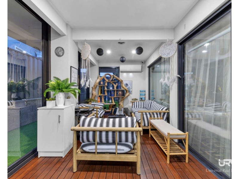 20 Regal Rise, Craigieburn VIC 3064