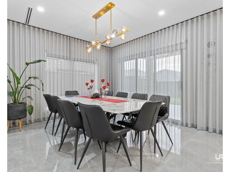 10 Reef Street, Craigieburn VIC 3064
