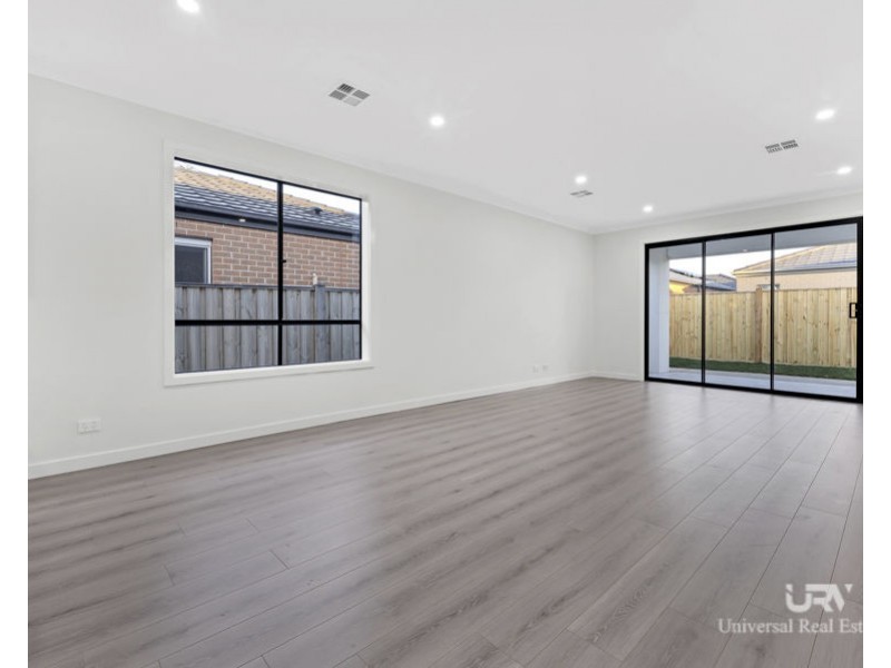 4 Mimosa Drive, Beveridge VIC 3753