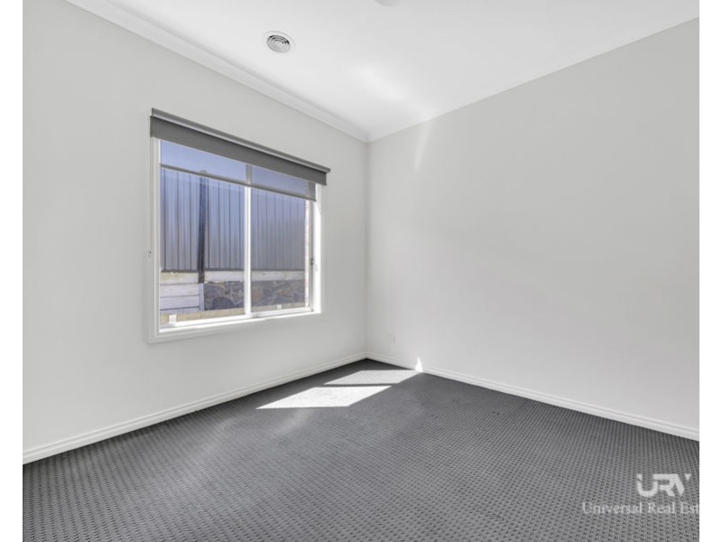 14 Gundagai Circuit, Kalkallo VIC 3064