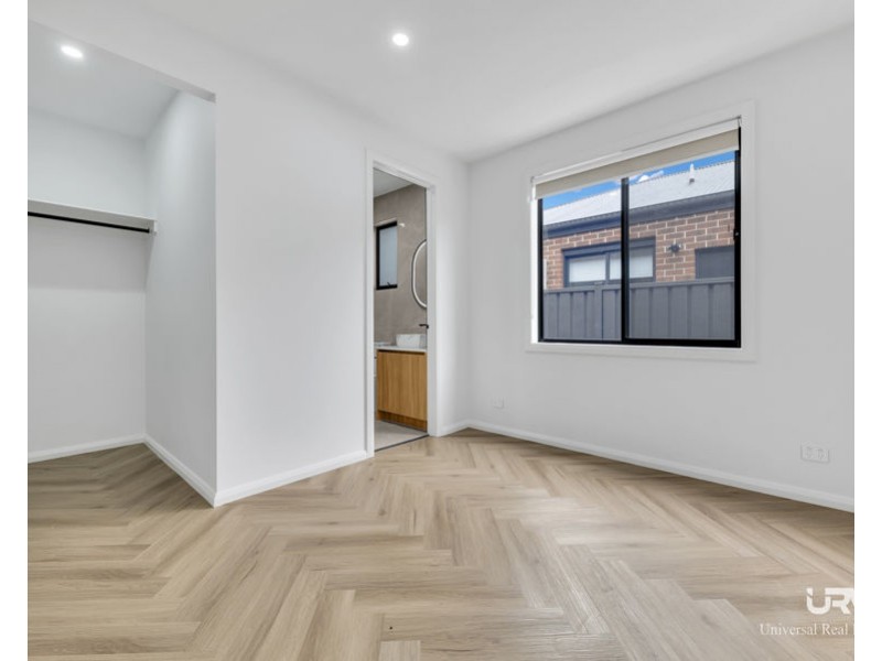 17 Shelly Street, Donnybrook VIC 3064