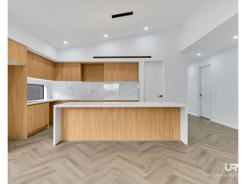 17 Shelly Street, Donnybrook VIC 3064