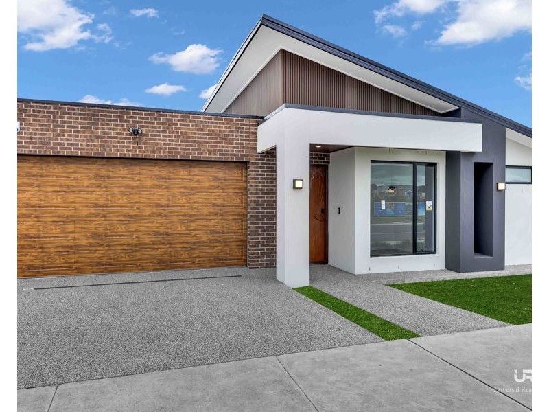 17 Shelly Street, Donnybrook VIC 3064