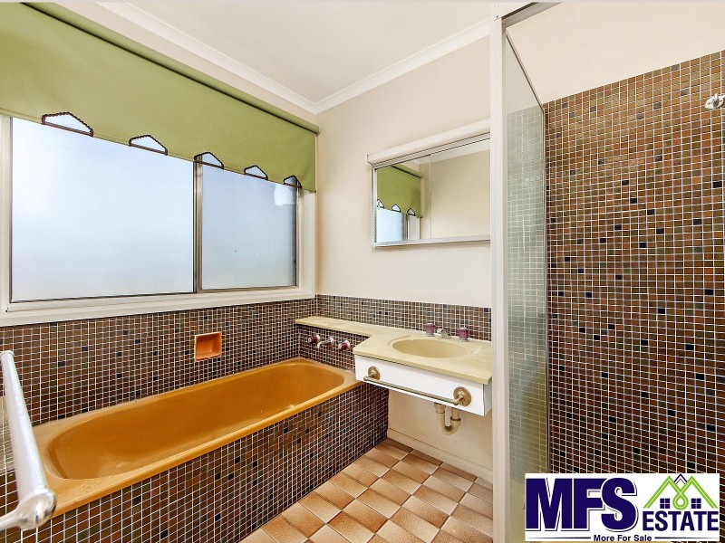 47 WILLIAM STREET, St Albans VIC 3021