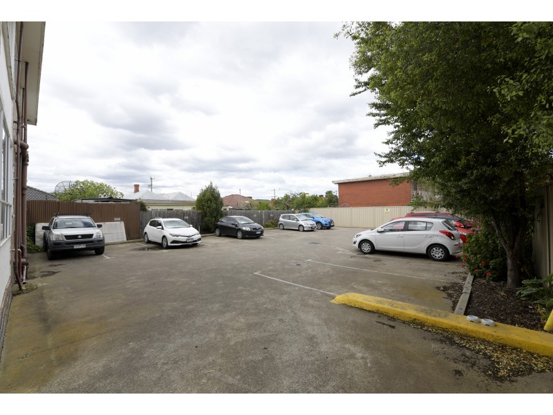 23/23 King Edward Avenue, Albion VIC 3020