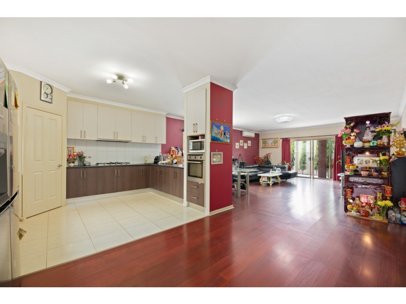13 Keiwa Place, Taylors Hill VIC 3037