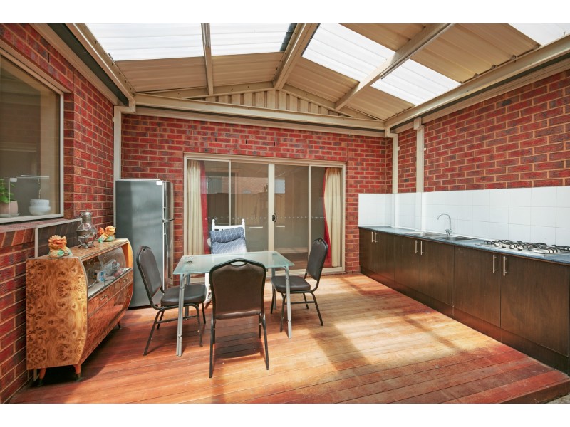 13 Keiwa Place, Taylors Hill VIC 3037