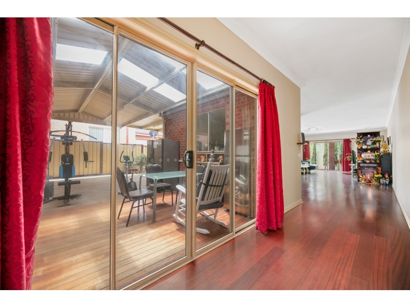 13 Keiwa Place, Taylors Hill VIC 3037