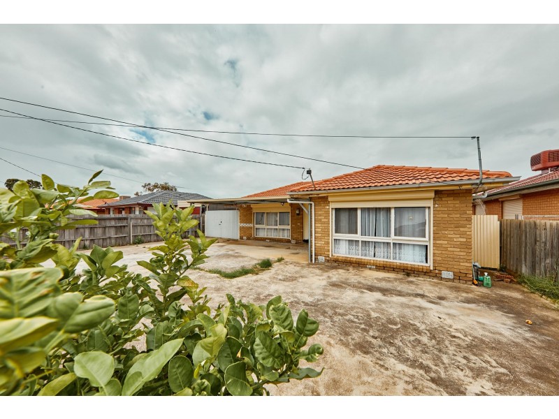 38 Wintersun Drive, Albanvale VIC 3021