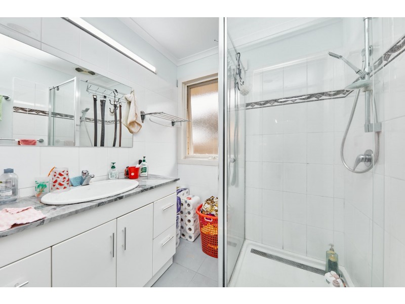 38 Wintersun Drive, Albanvale VIC 3021