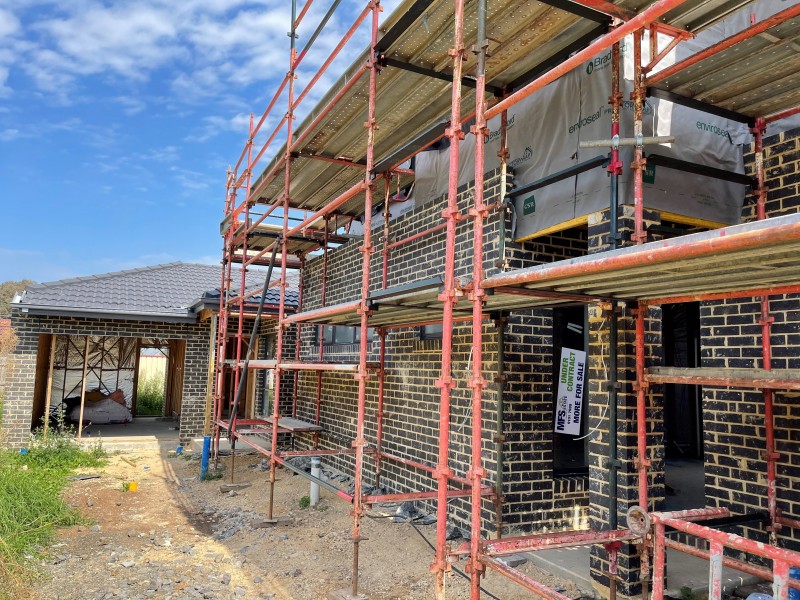 9 James Street, St Albans VIC 3021