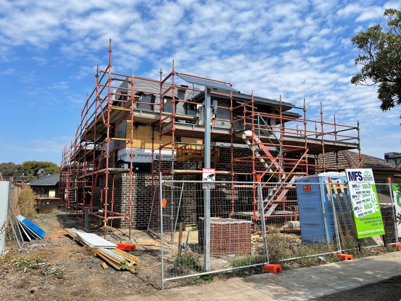9 James Street, St Albans VIC 3021