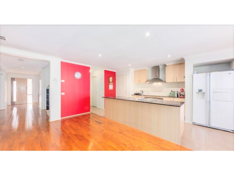 47 Levenia Street, St Albans VIC 3021