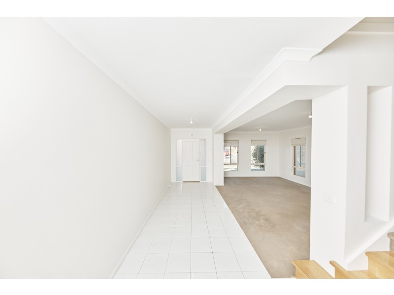 17 Levenia Street, St Albans VIC 3021