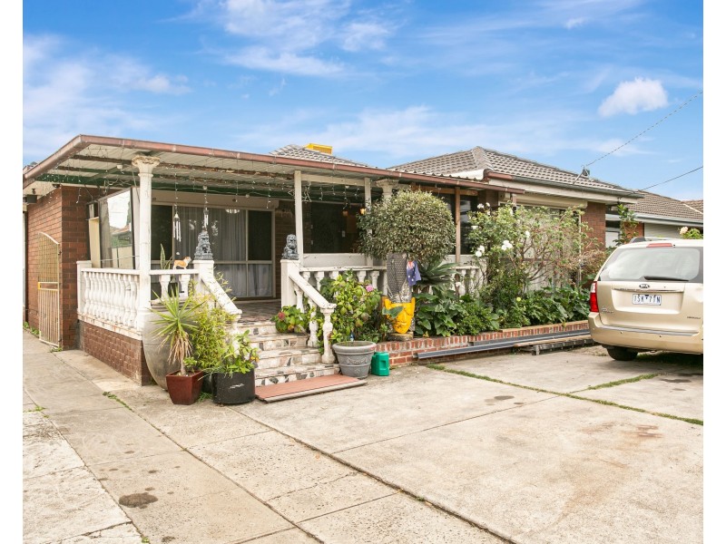 58 Main Road East, St Albans VIC 3021