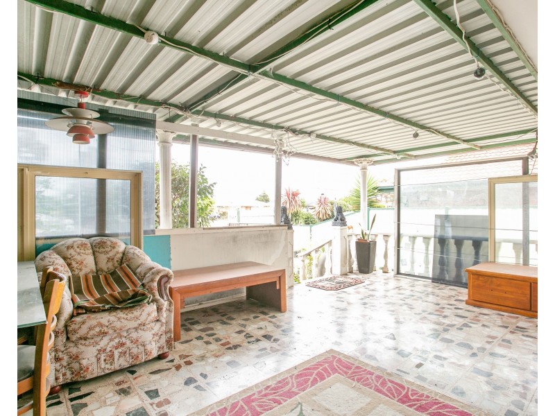 58 Main Road East, St Albans VIC 3021