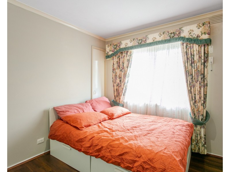 58 Main Road East, St Albans VIC 3021