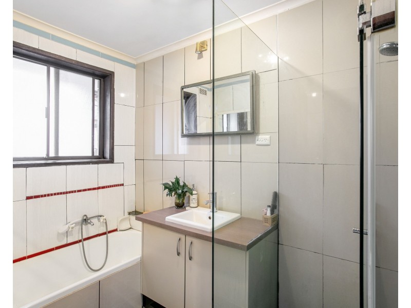 58 Main Road East, St Albans VIC 3021