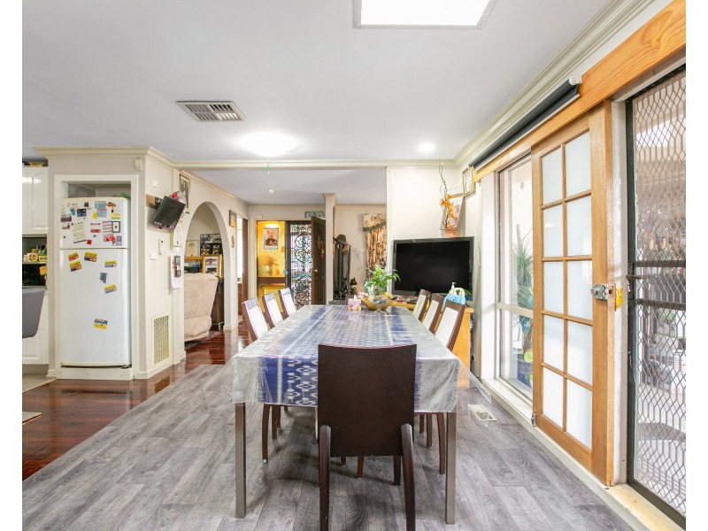 58 Main Road East, St Albans VIC 3021