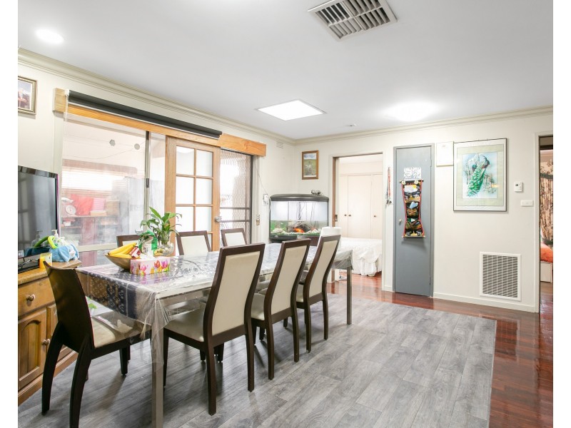 58 Main Road East, St Albans VIC 3021