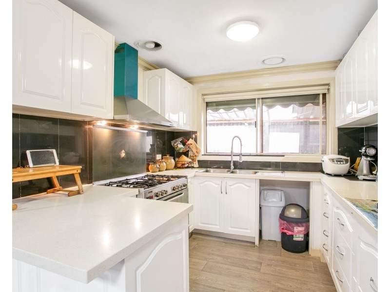 58 Main Road East, St Albans VIC 3021