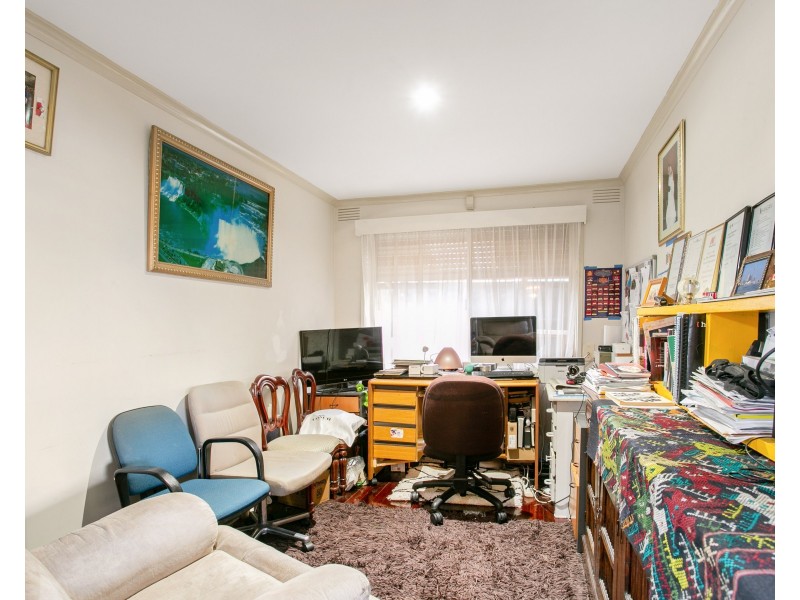 58 Main Road East, St Albans VIC 3021