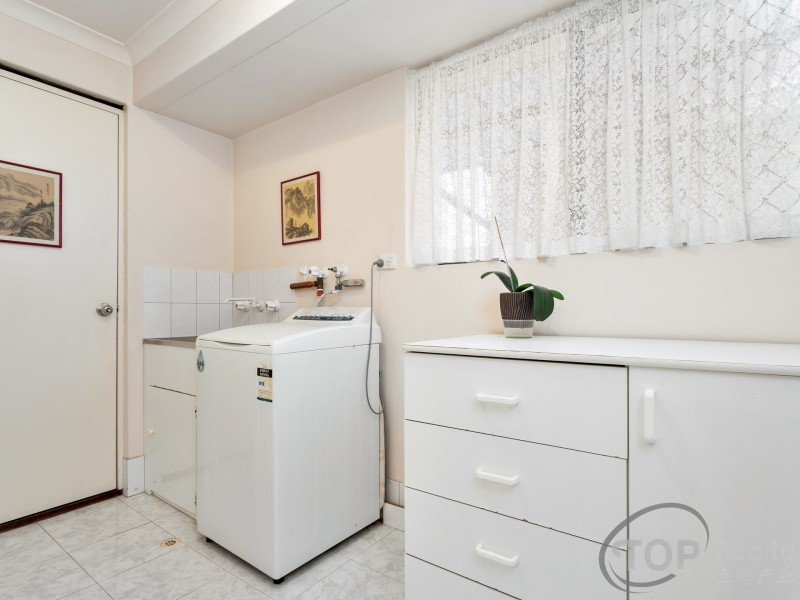 1 Tippett Ct, Willetton WA 6155