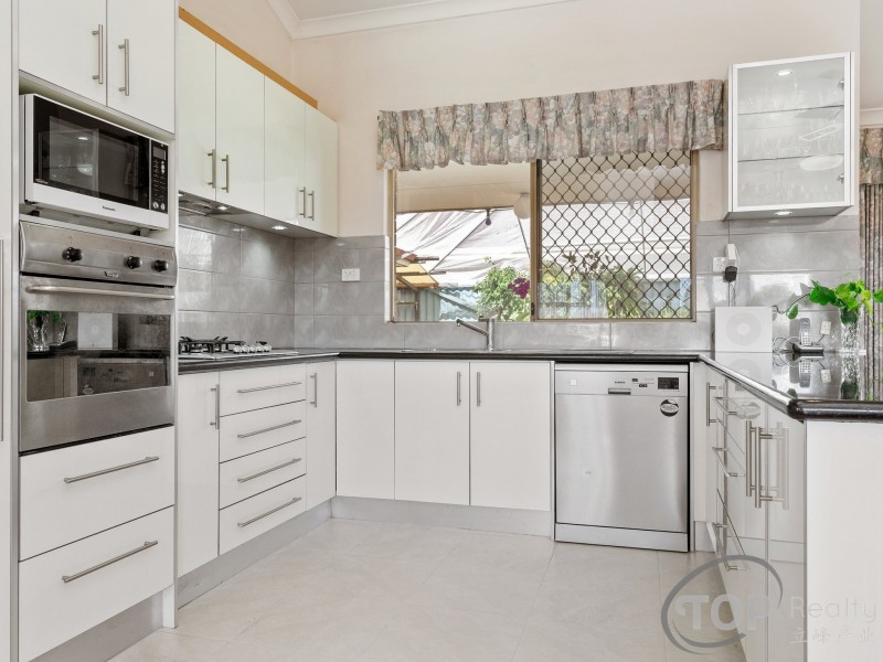 1 Tippett Ct, Willetton WA 6155
