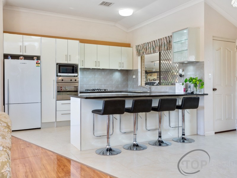 1 Tippett Ct, Willetton WA 6155