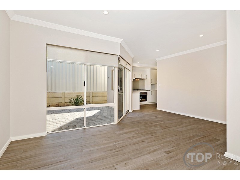 78E Arkwell St, Willagee WA 6156