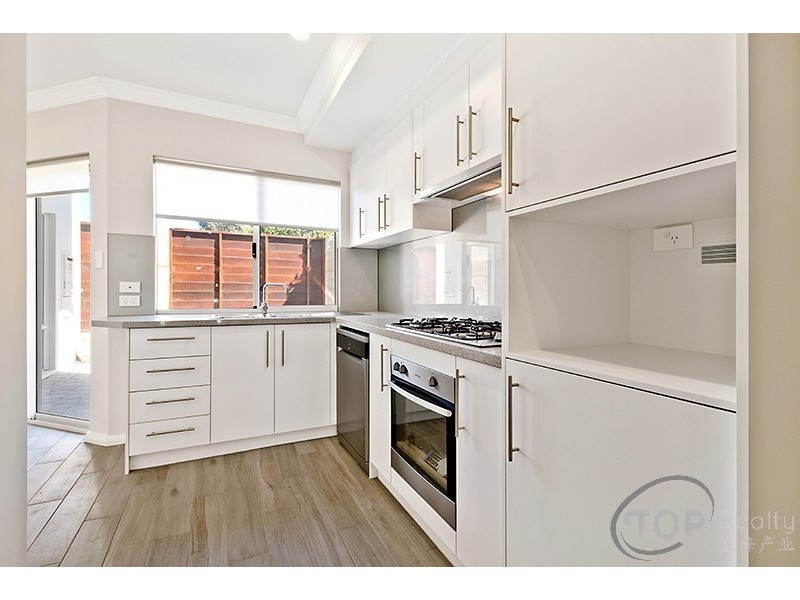 78E Arkwell St, Willagee WA 6156