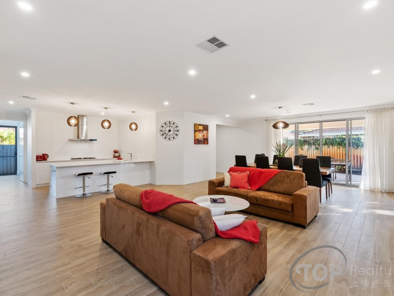 15 Gransmoor Way, Willetton WA 6155