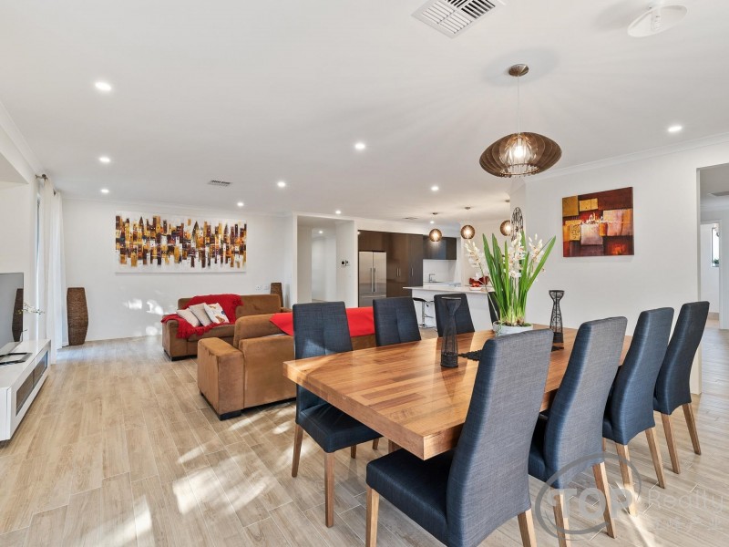 15 Gransmoor Way, Willetton WA 6155