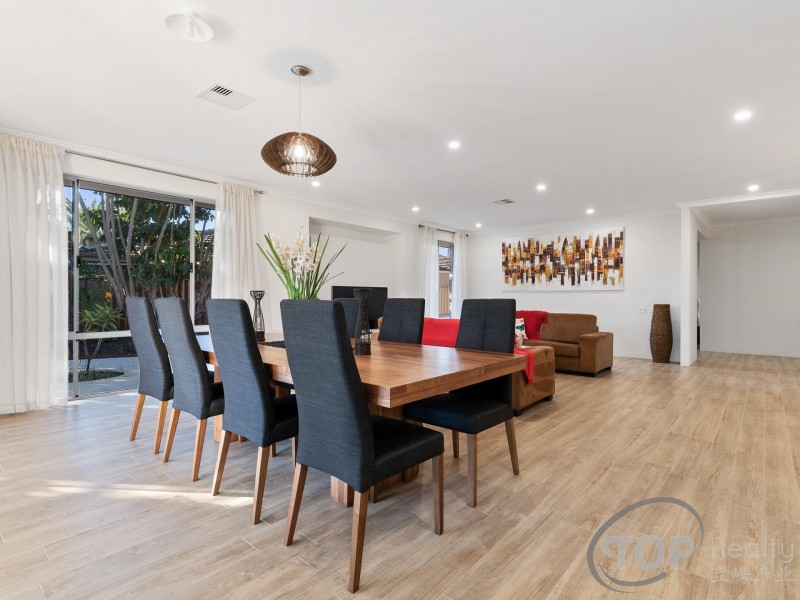 15 Gransmoor Way, Willetton WA 6155