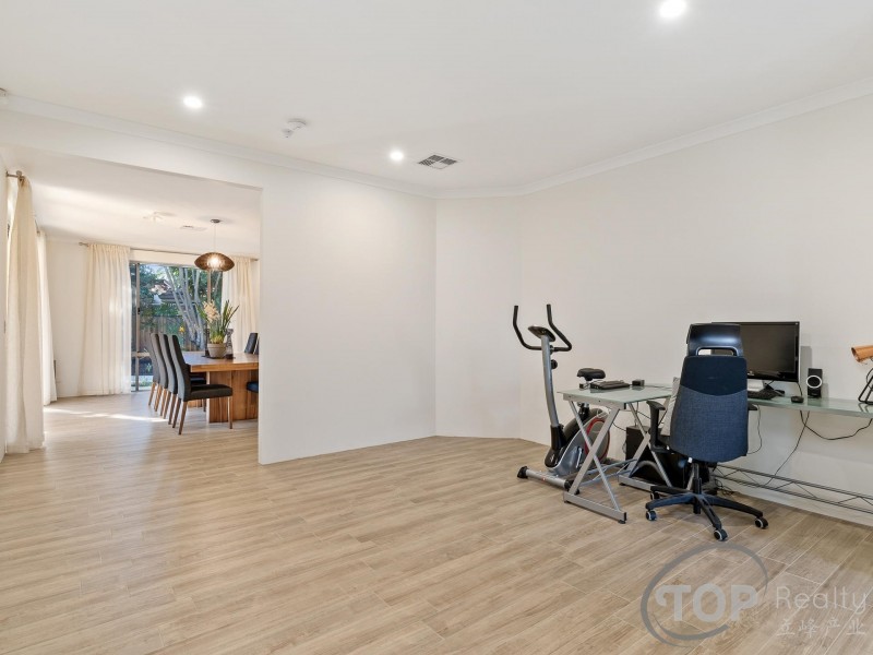 15 Gransmoor Way, Willetton WA 6155