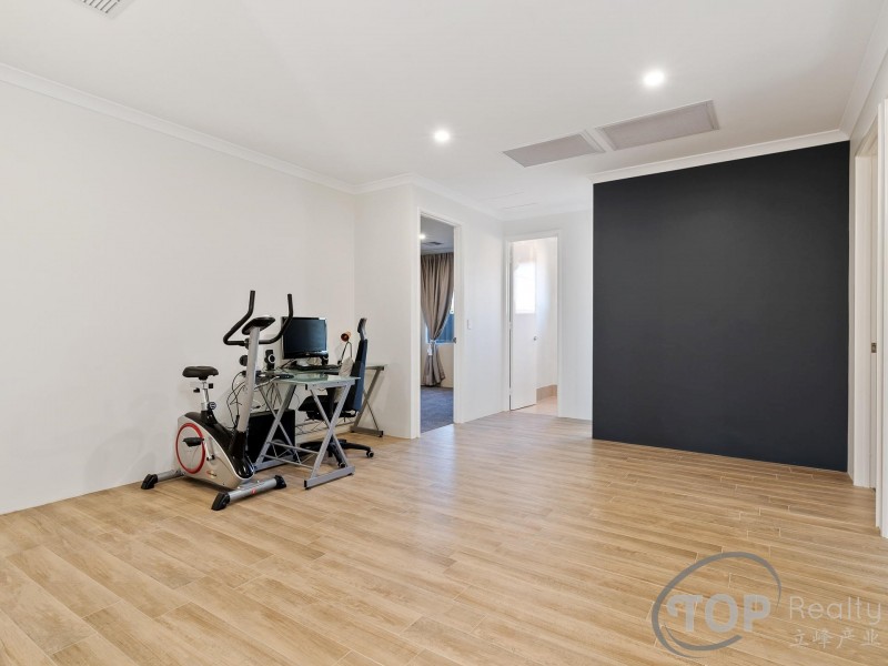 15 Gransmoor Way, Willetton WA 6155