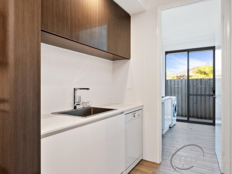 15 Gransmoor Way, Willetton WA 6155