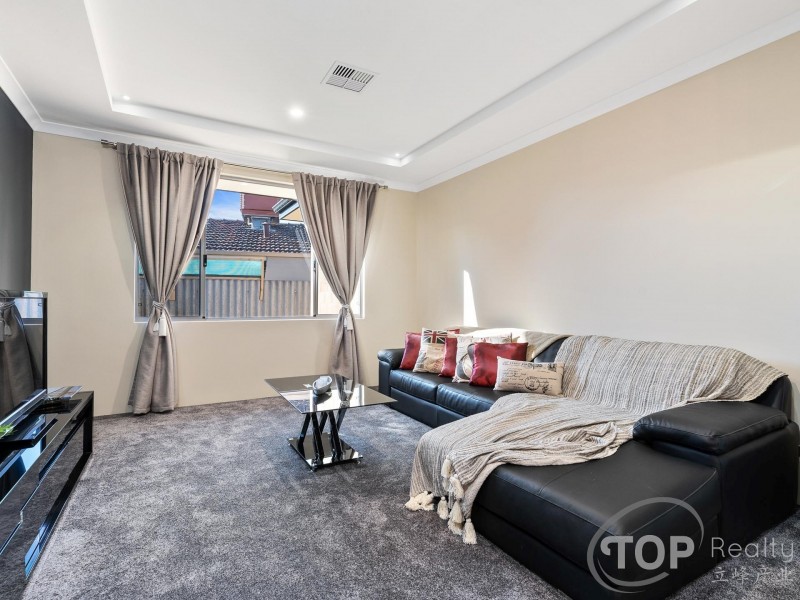 15 Gransmoor Way, Willetton WA 6155