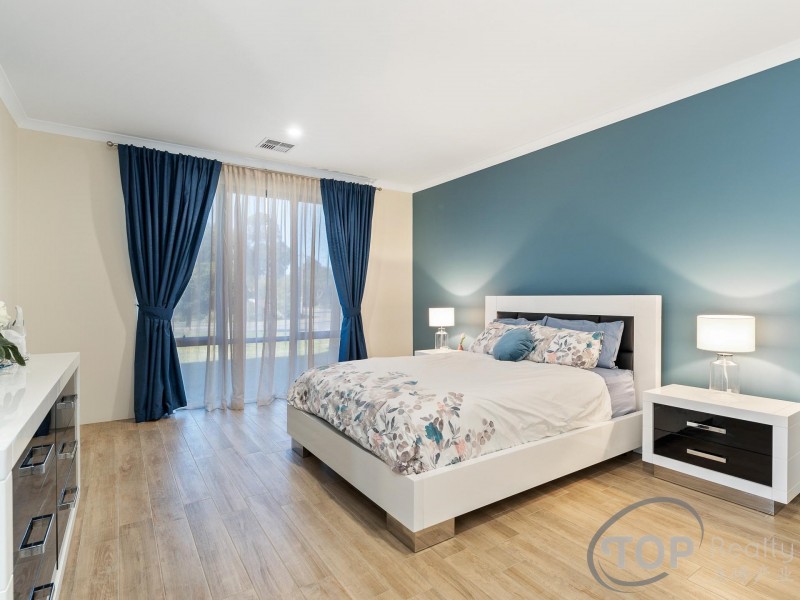 15 Gransmoor Way, Willetton WA 6155