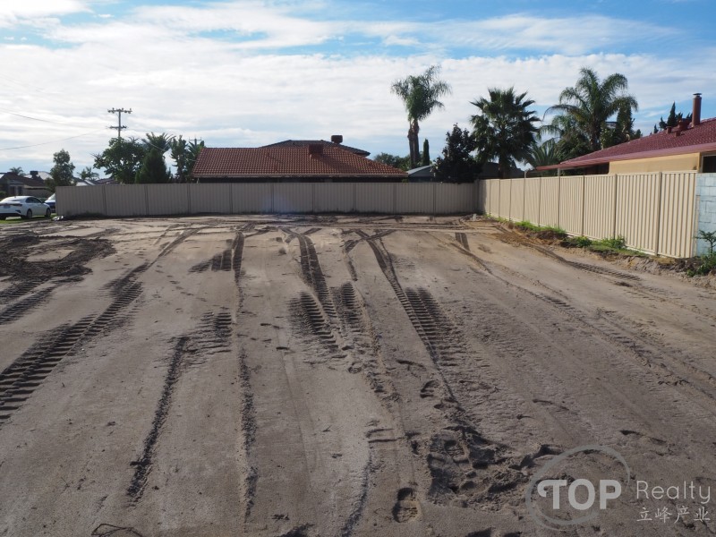 79 Meadowbrook Dr, Parkwood WA 6147