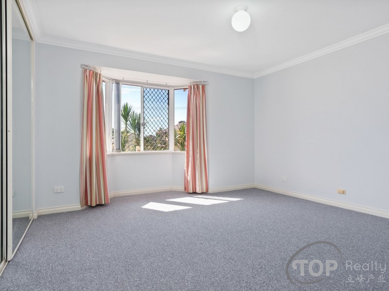 5 Centaur Street, Riverton WA 6148